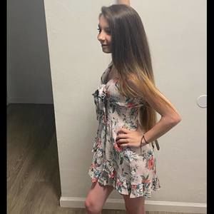 Meet your Posher, Alaura